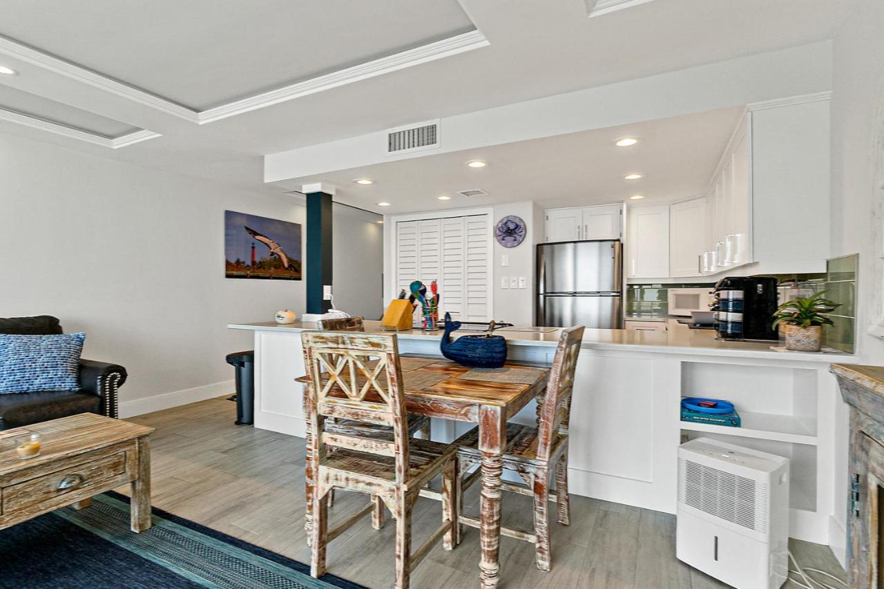 Pelican Condos New Smyrna Beach Exterior foto